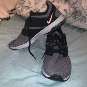 Women’s Nike’s training shoe